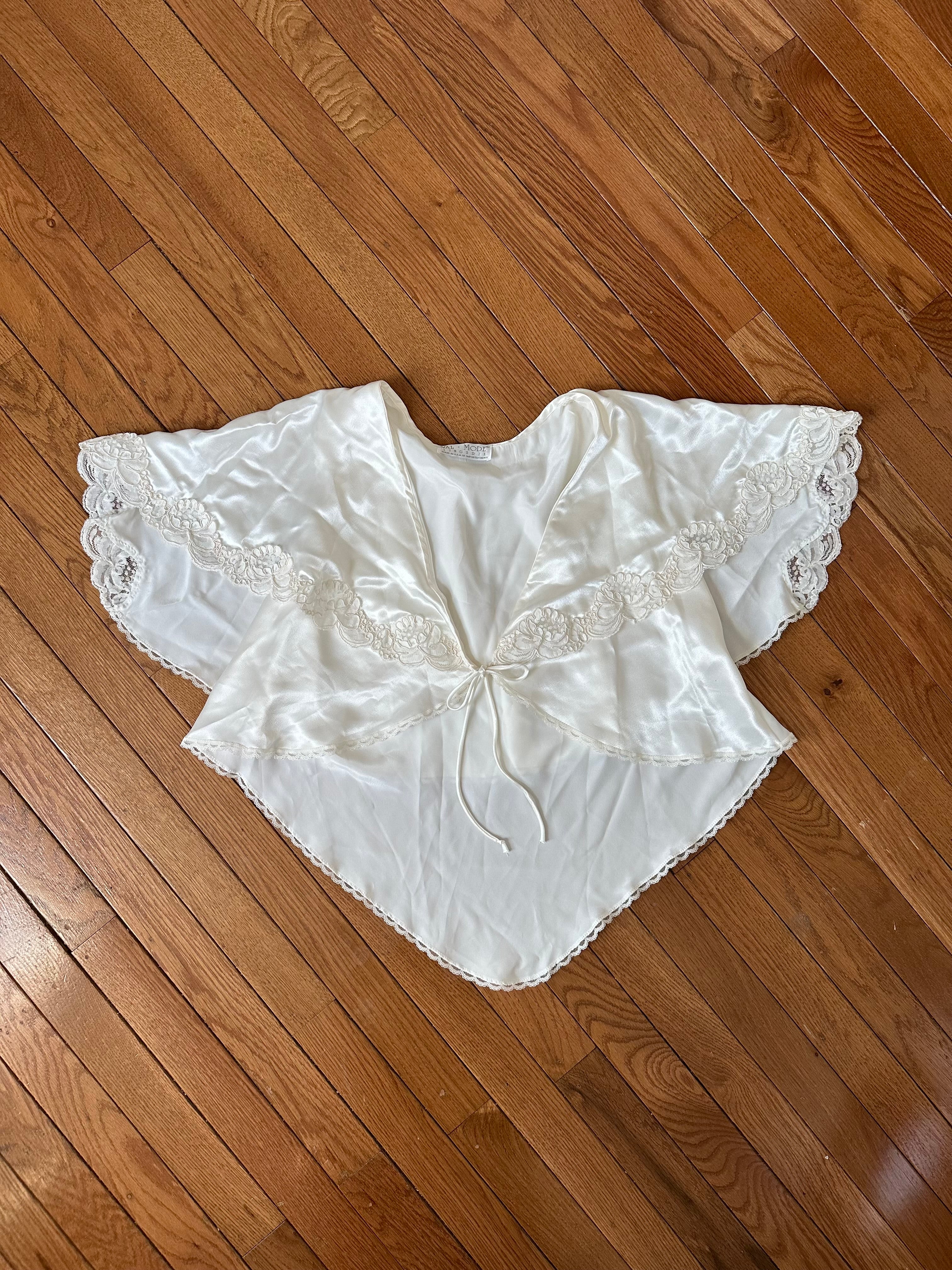 Vintage White Satin Bridal Bed Jacket with Scalloped Lace Trim