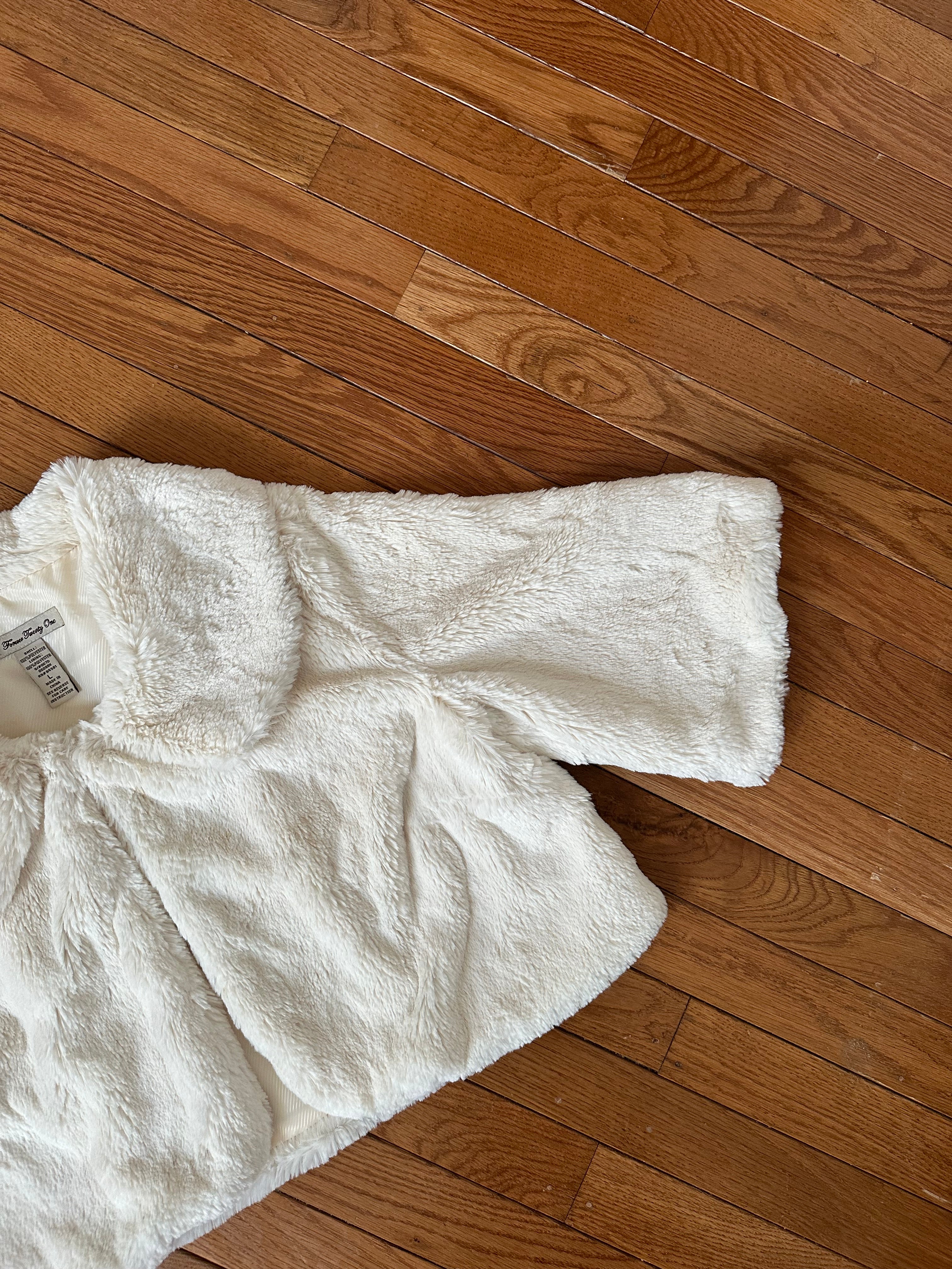 Cream Faux Fur Cropped Jacket with Peter Pan Collar