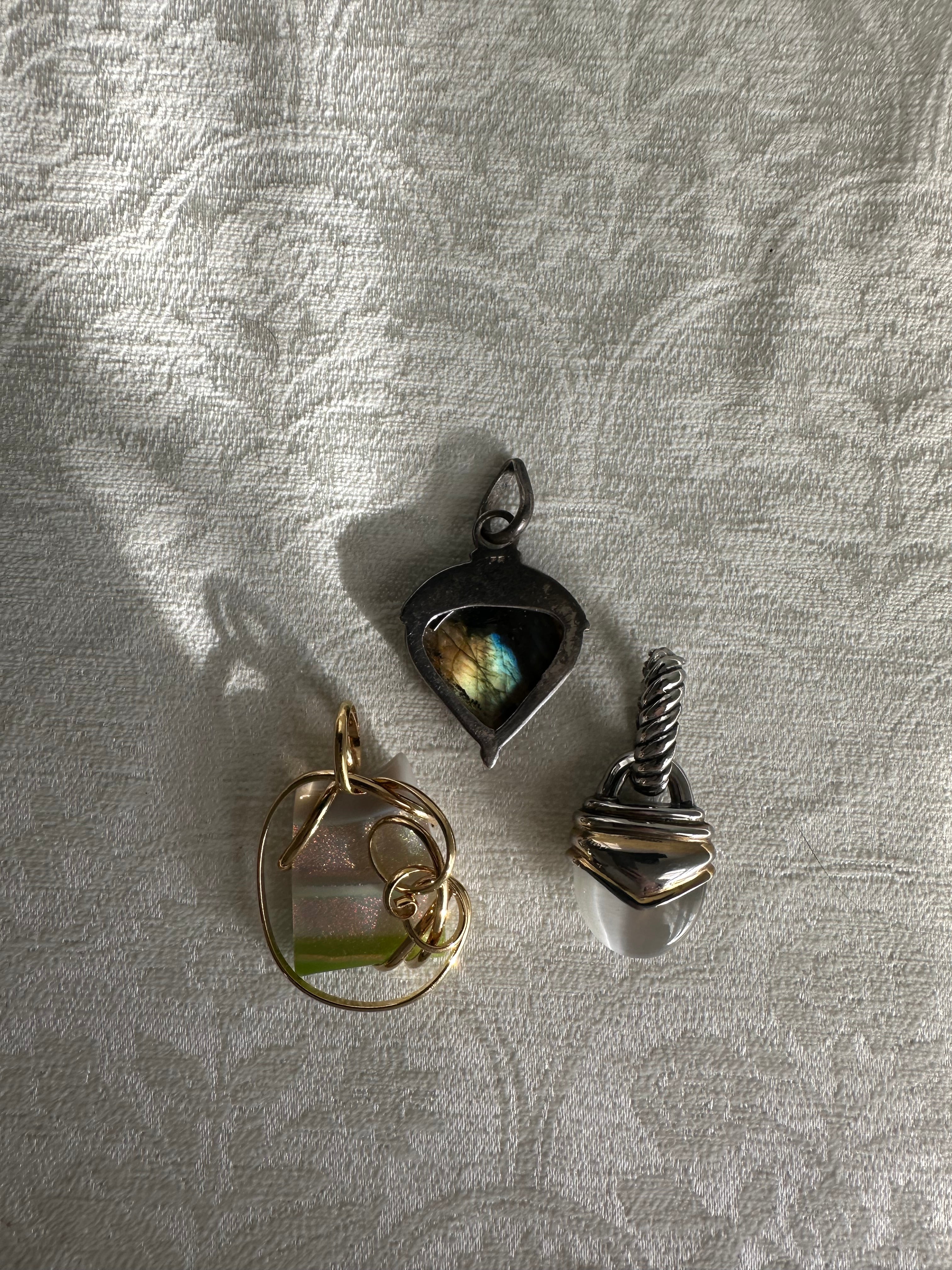 3 distinct pendants