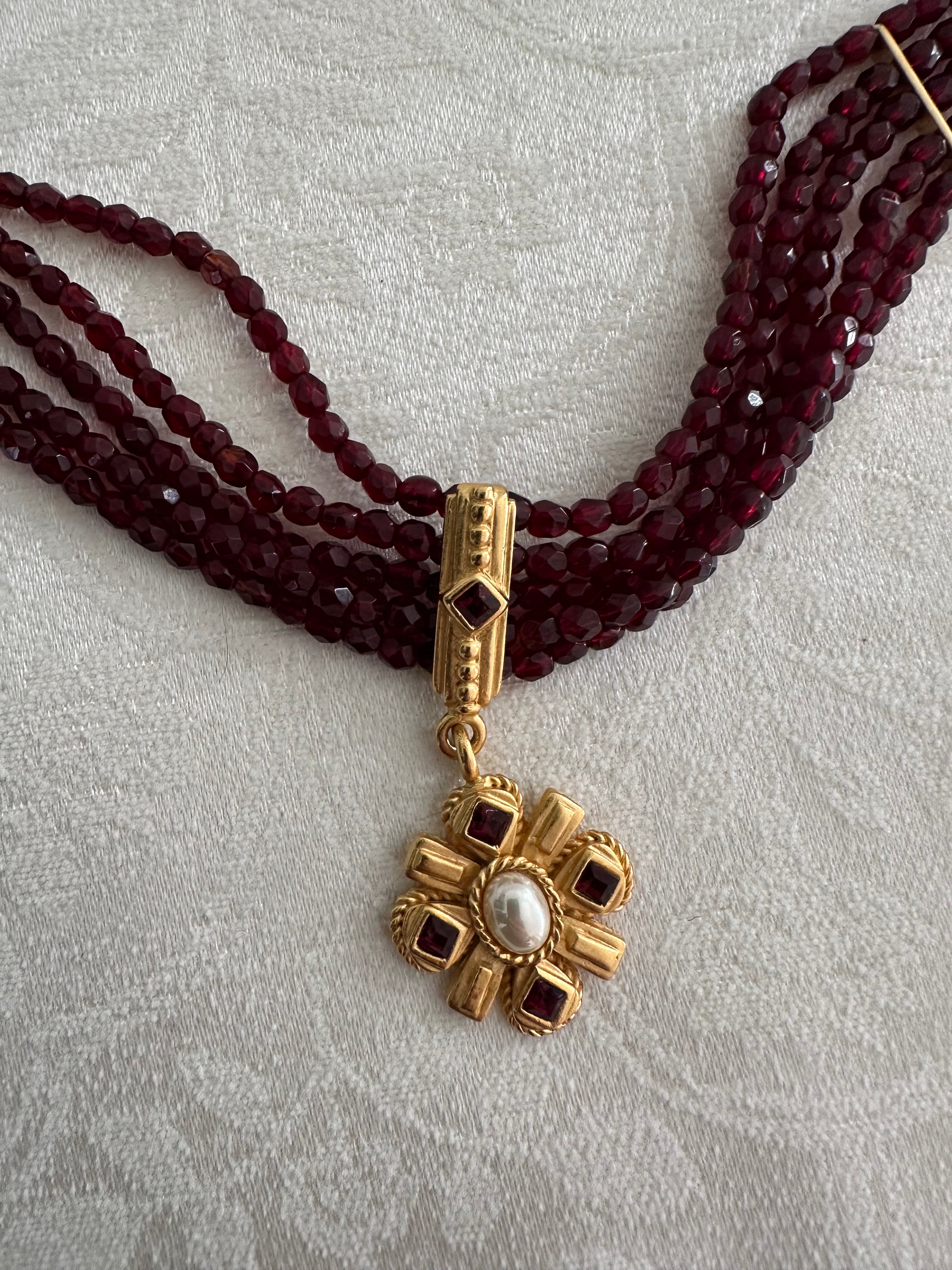 Vintage Victorian style Pearl & Garnet Bead Chocker Necklace