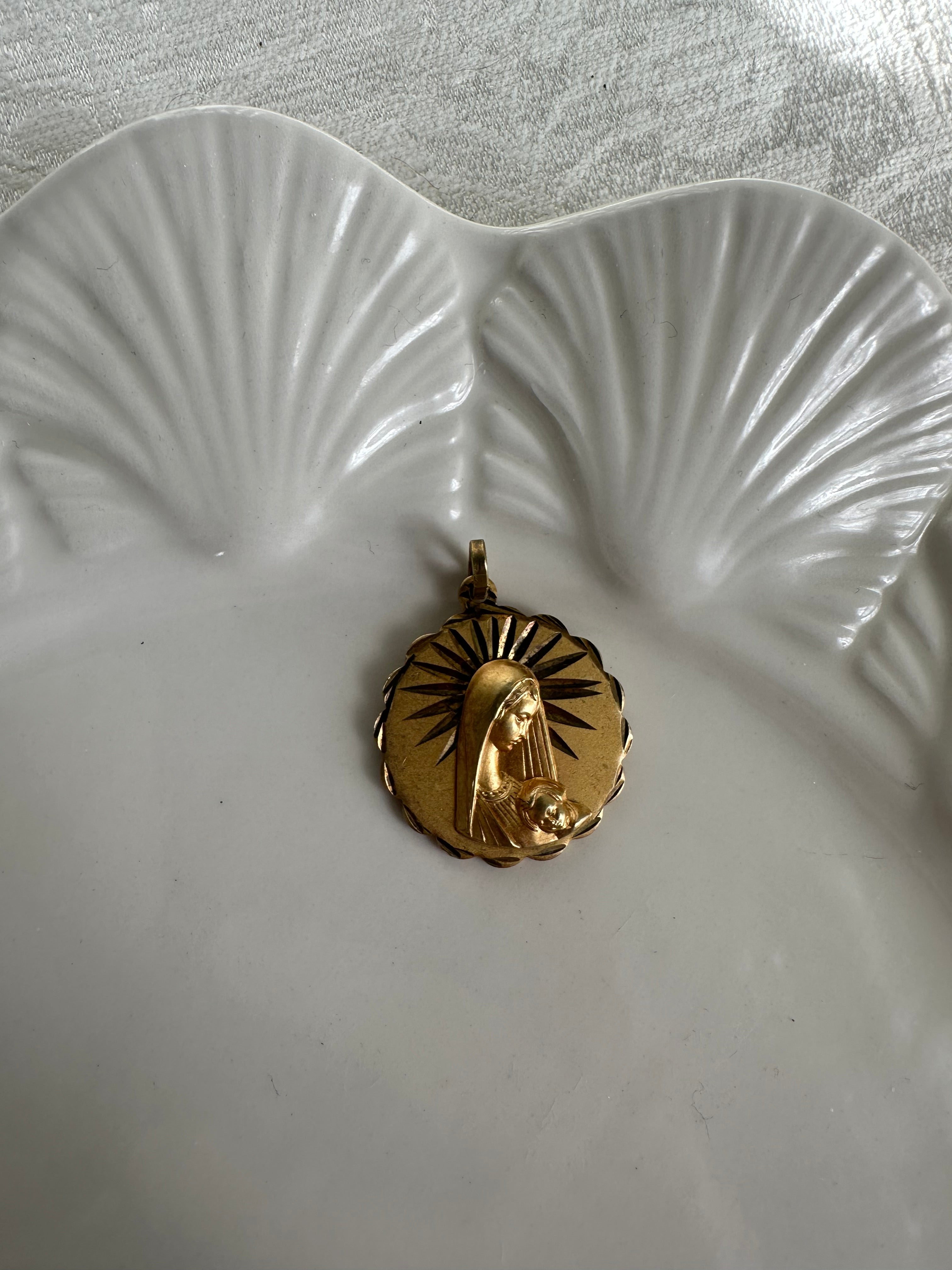 Vintage Gold tone Virgin Mary & Child Medallion Pendant with Sunburst Detail