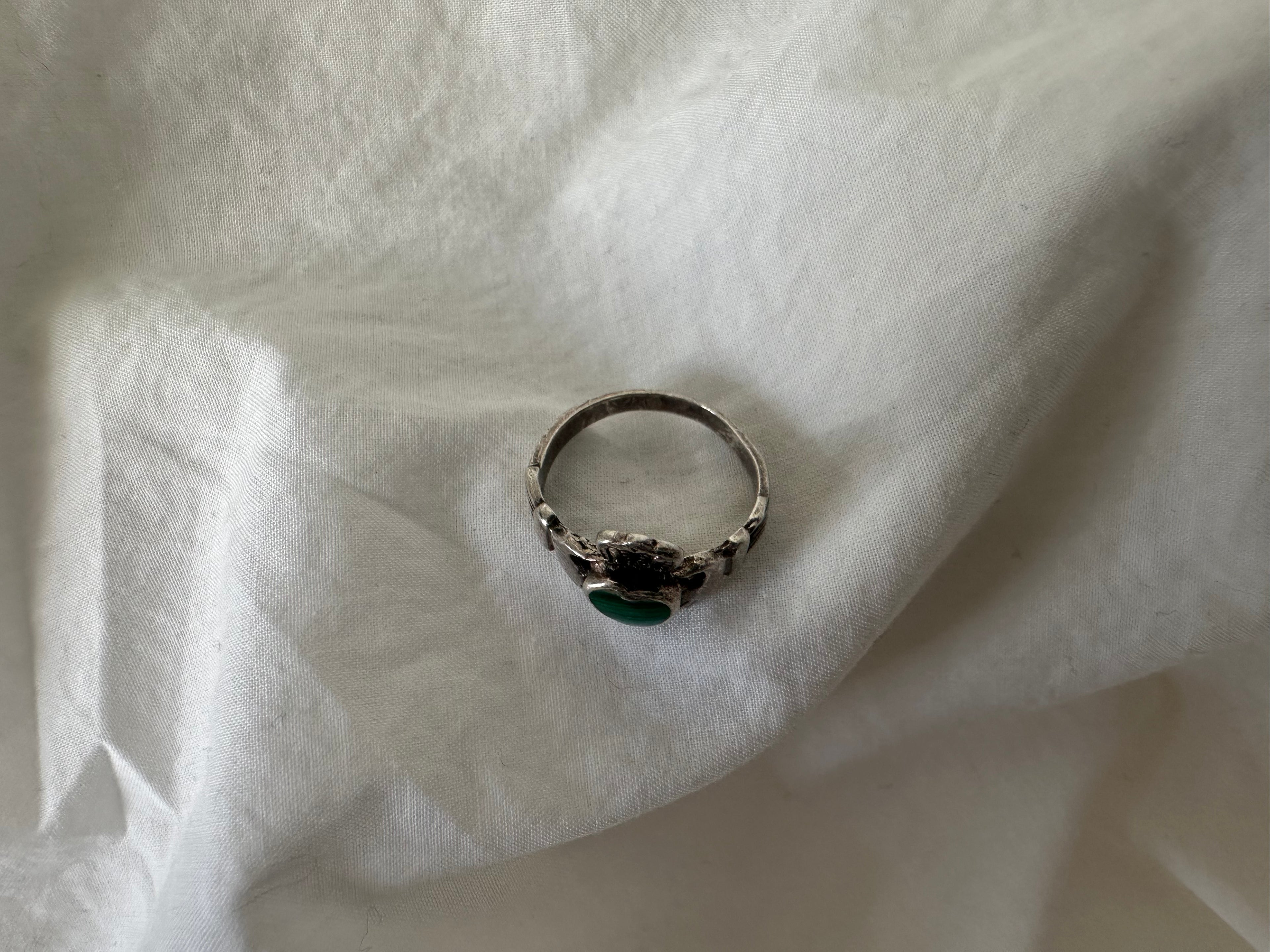 Vintage Sterling Flowing Leaf Design Open work ring