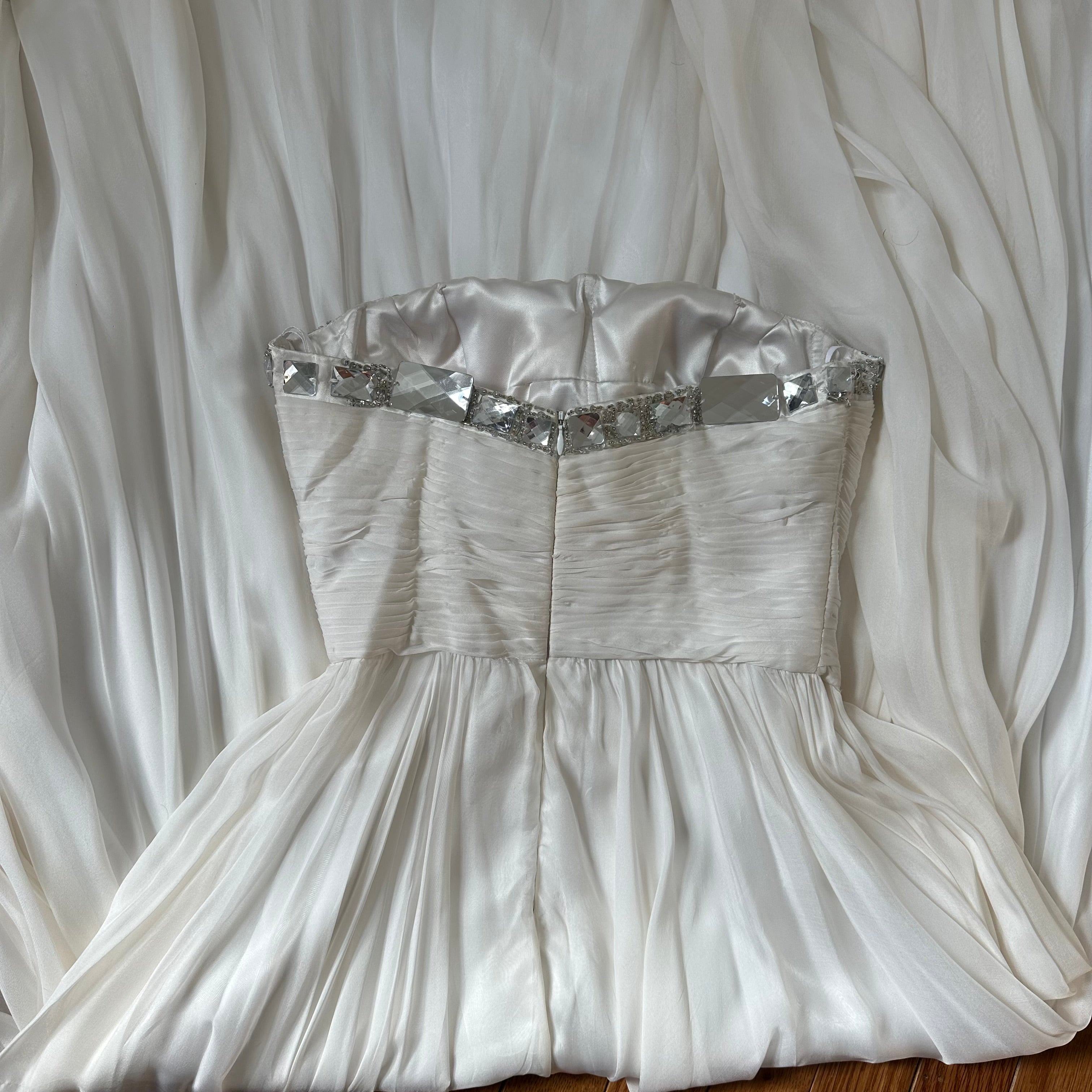 Vintage 2000s White Tulle Tiered Prom Dress