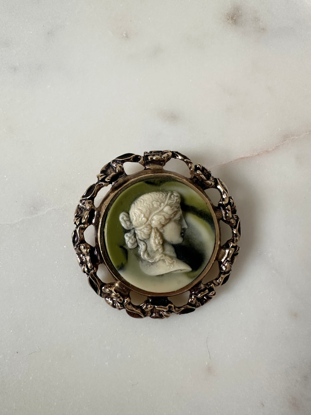 Vintage Maiden Cameo Brooch